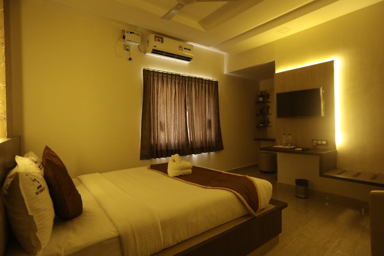 Hotel Sai Krish Grand Chettippattu Екстериор снимка