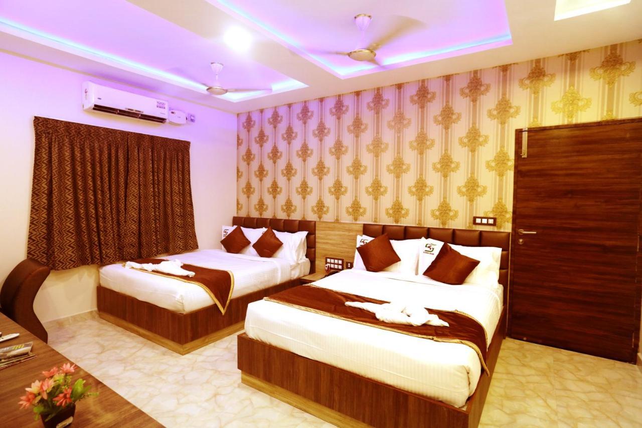 Hotel Sai Krish Grand Chettippattu Екстериор снимка