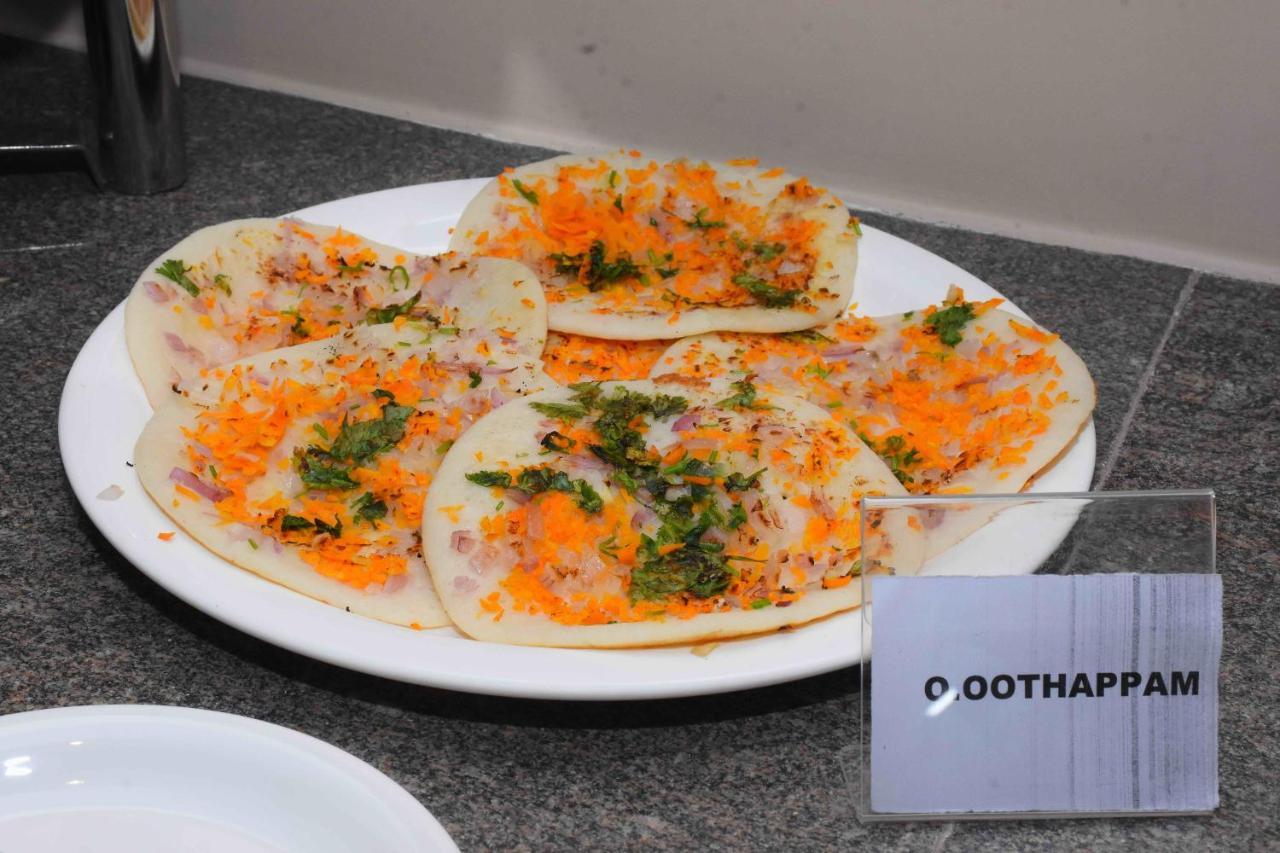 Hotel Sai Krish Grand Chettippattu Екстериор снимка