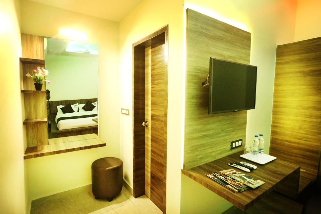 Hotel Sai Krish Grand Chettippattu Екстериор снимка